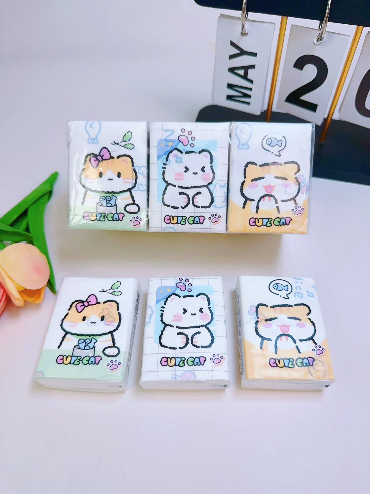 Cat cartoon printed handkerchief paper - Specification: 210×210 mm, three-layer thickened 8 pieces per pack. Compact and portable mini pocket tissue that doesn't shed paper scraps Application Scenario