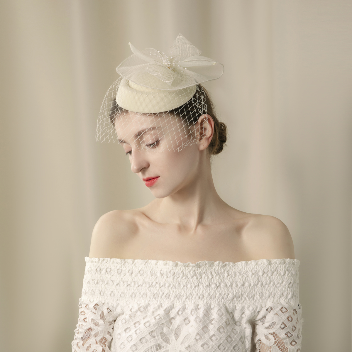 European and American style taro puy-colored gauze top hat, bride photo headwear, gauze feather top hat, versatile top hat for banquet style details Picture