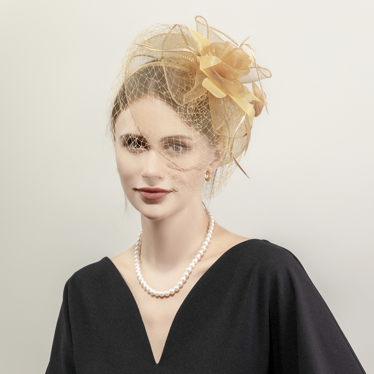 欧美新款黑色麻花瓣赛马节头饰 英伦风发饰 韩式发卡 走秀款细布羽毛礼帽