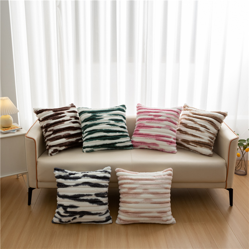 Rabbit hair tie-dyed pillowcase Specification image