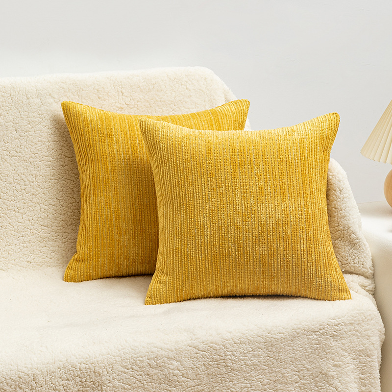 Chenille yarn striped pillowcase Application Scenario