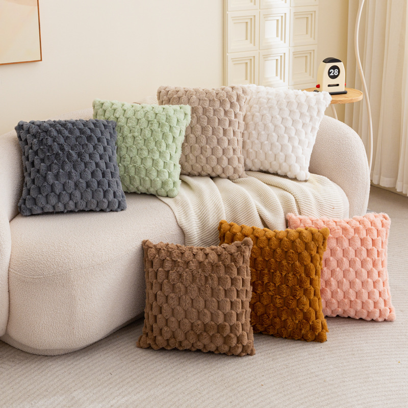 Faux rabbit hair diamond-shaped pattern pillowcase