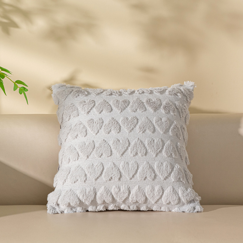 兔毛爱心抱枕套 Application Scenario