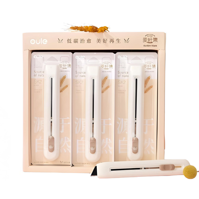 A straw utility knife