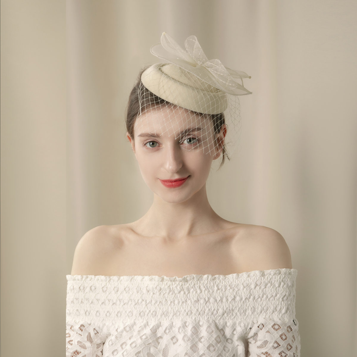 European and American style taro puy-colored gauze top hat, bride photo headwear, gauze feather top hat, versatile top hat for banquet style Specification image