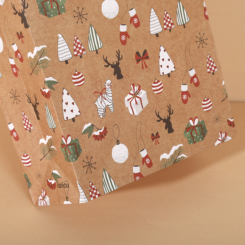 High-quality art and craft gift packaging bags - Christmas printed kraft paper material party shopping tote bags Item Picture