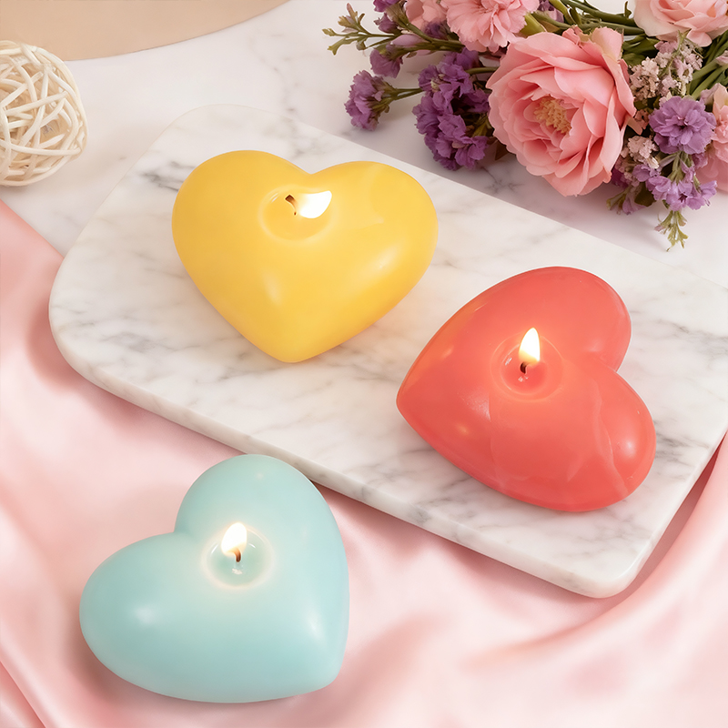 Wholesale romantic heart-shaped scented candles - the preferred choice for Valentine's Day and birthday gifts. The heart-shaped design creates a sweet atmosphere