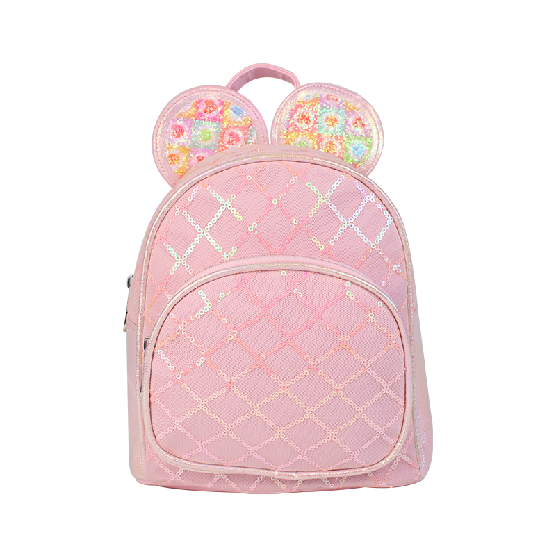 The big-tailed cat children's backpack is cute with sequins, Mickey stripes, cartoon and adorable princess. It's a fashionable and cute bag for girls Application Scenario
