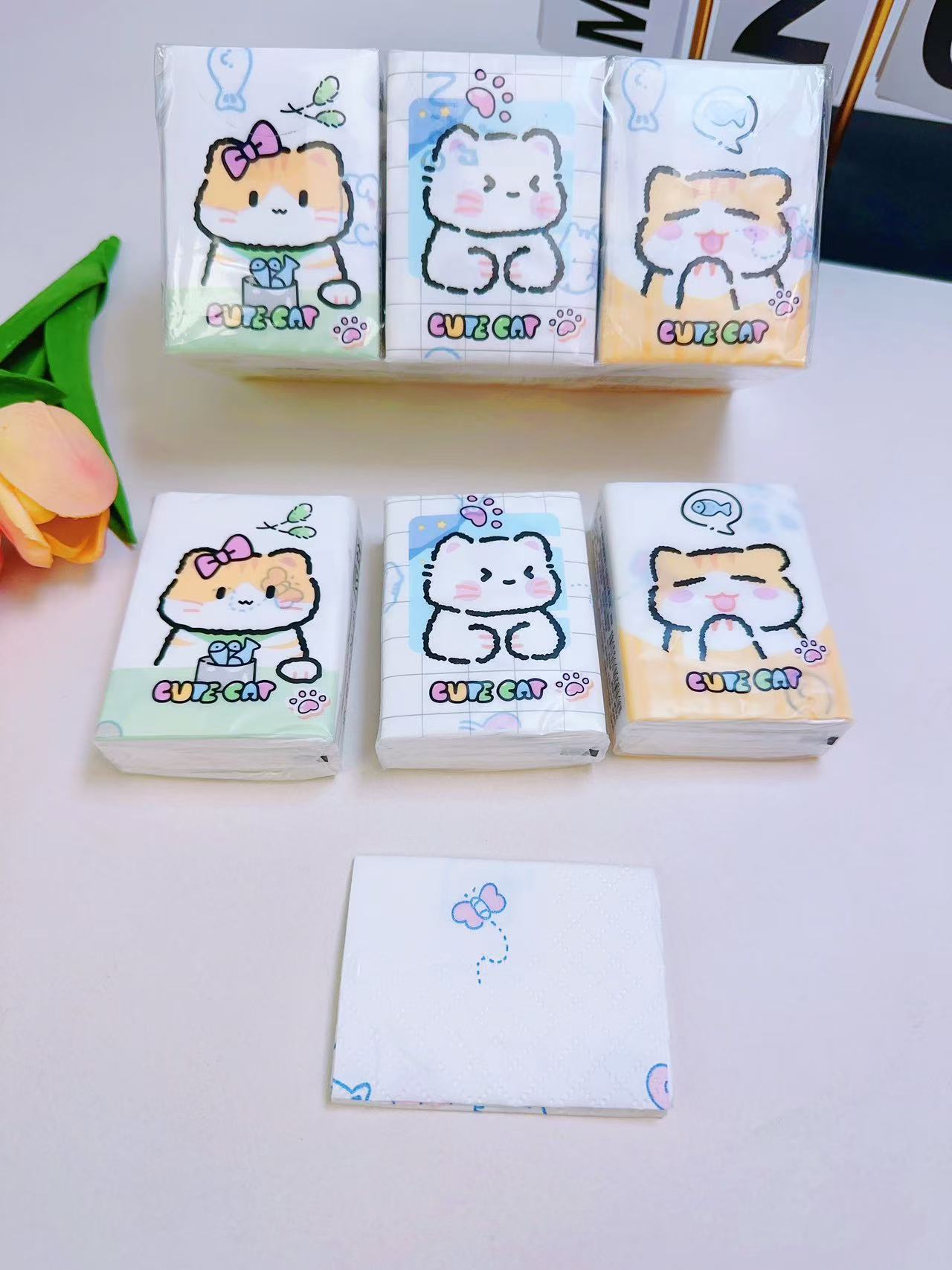 Cat cartoon printed handkerchief paper - Specification: 210×210 mm, three-layer thickened 8 pieces per pack. Compact and portable mini pocket tissue that doesn't shed paper scraps Item Picture