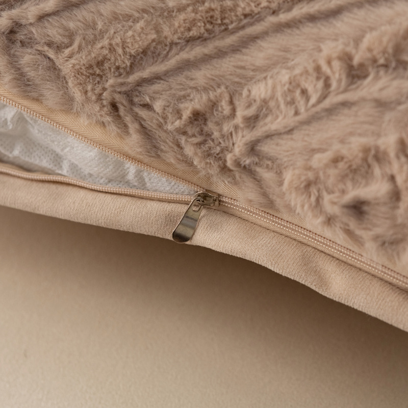 兔毛几何抽象抱枕套 Application Scenario